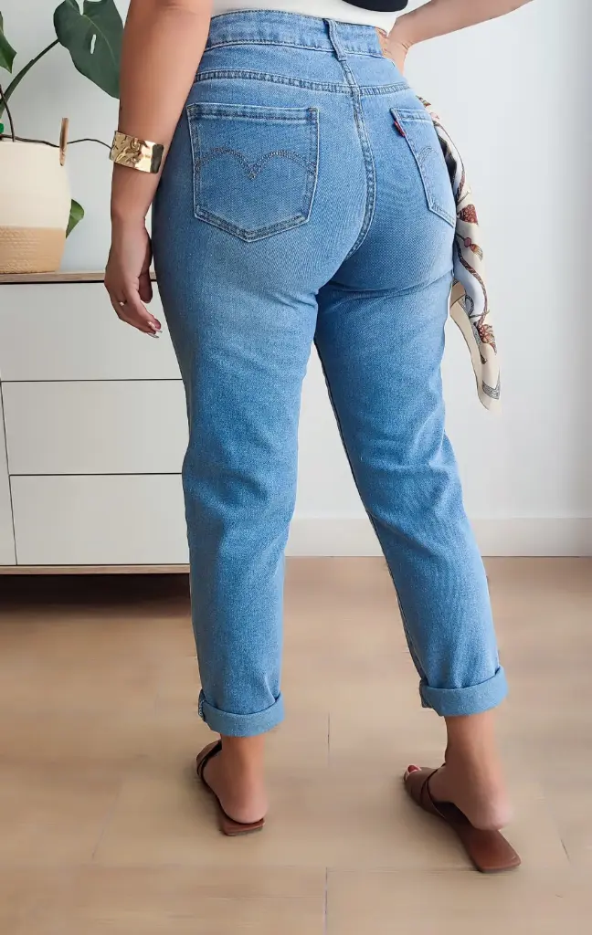 Vaquero Mom