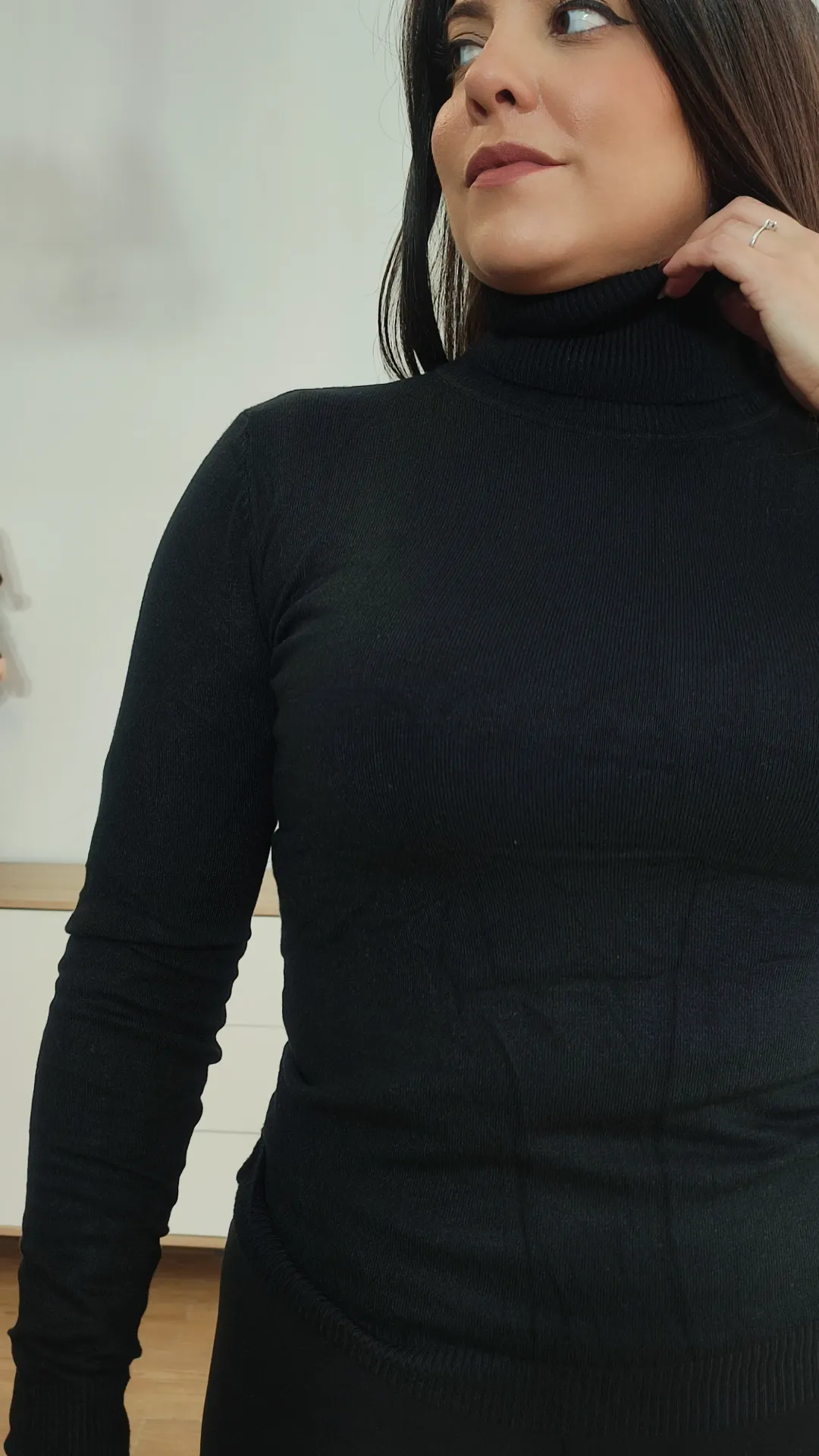 Jersey Cuello Alto Negro