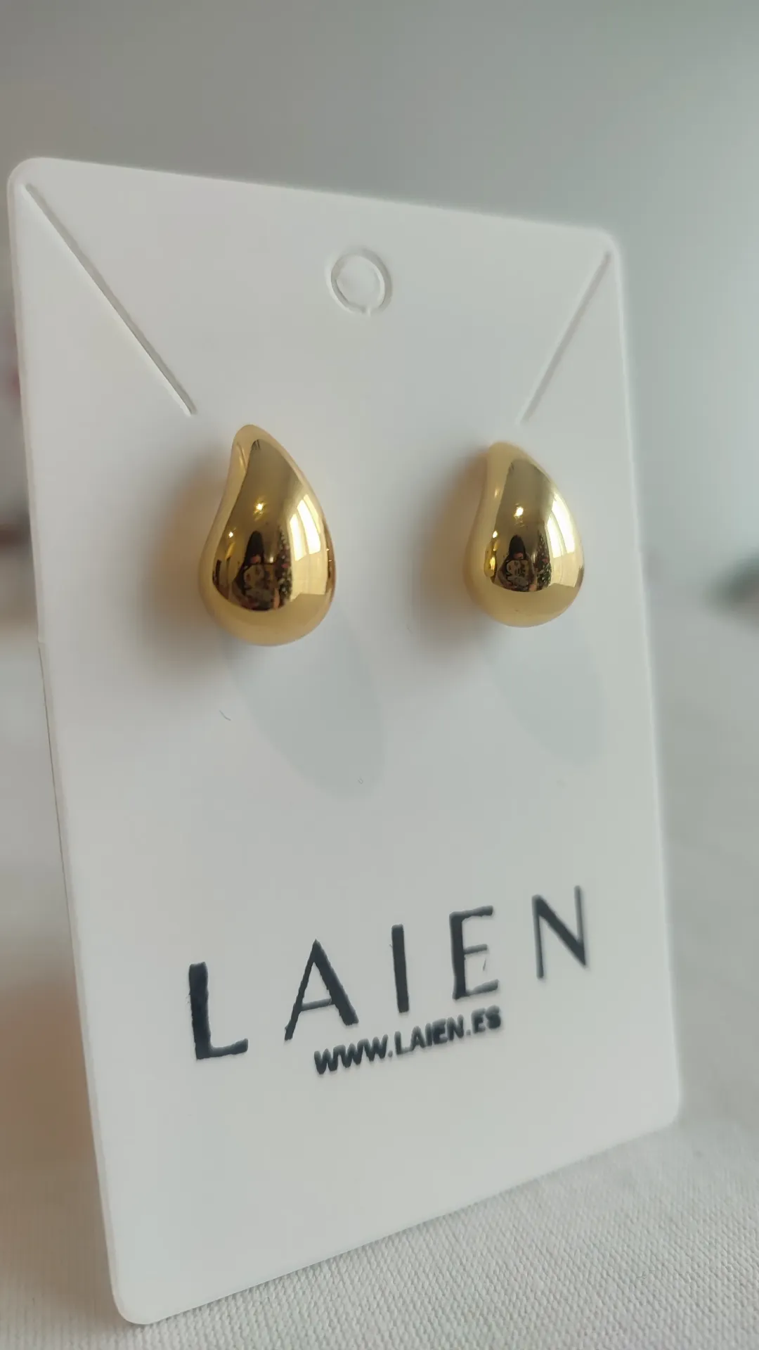 Pendientes Gota Dorado