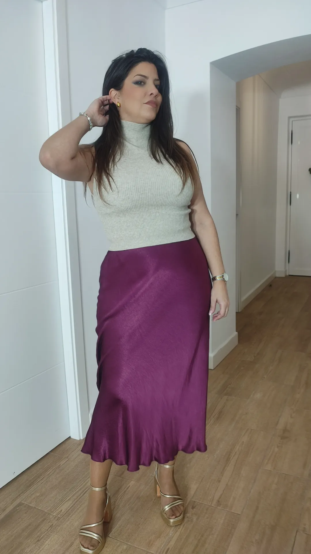 Falda Satinada Burdeos