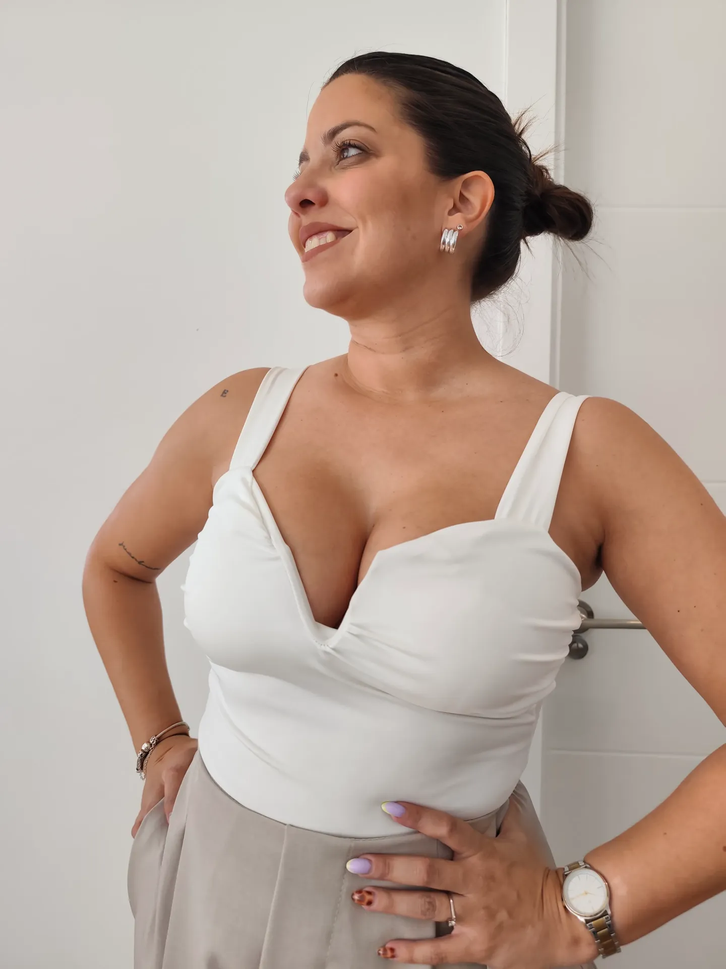 Body V blanco